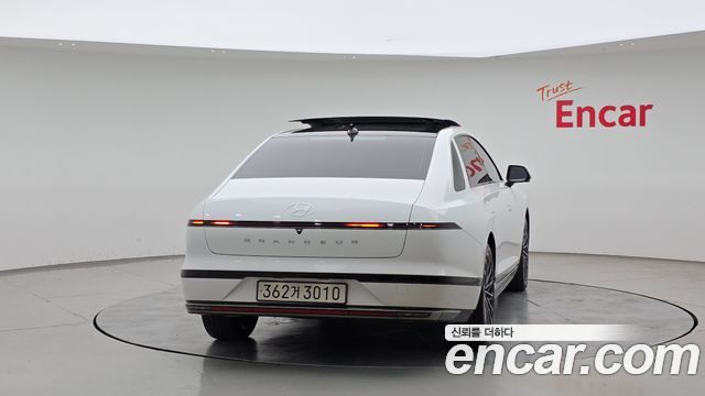 Hyundai Grandeur Hybrid (GN7) Calligraphy 2024 — фото 4
