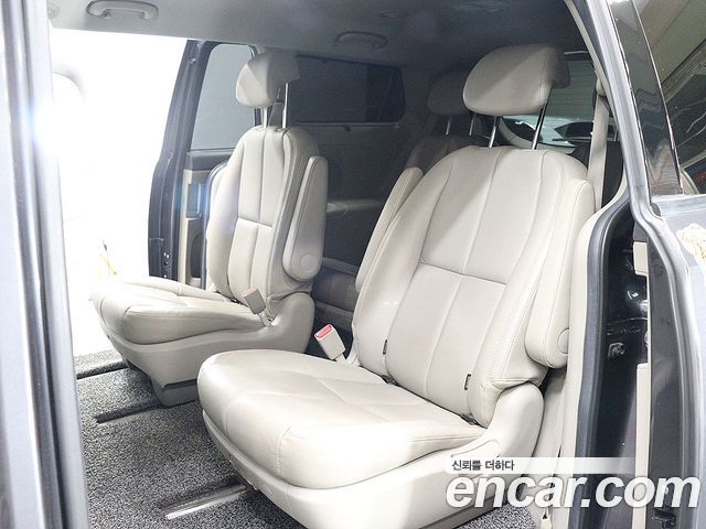 Kia Carnival 9-seater Noblesse 2017 — фото 19