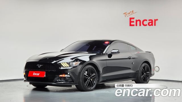 Ford Mustang Coupe