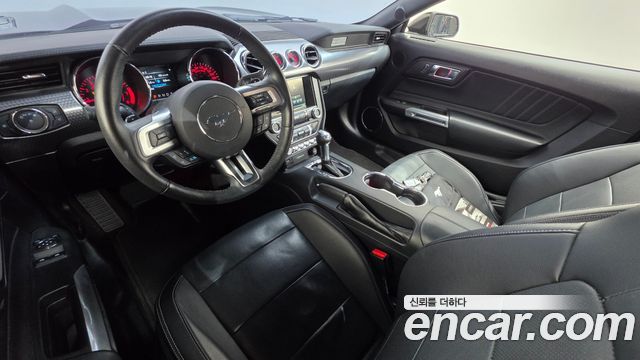 Ford Mustang Coupe 2015 — фото 7