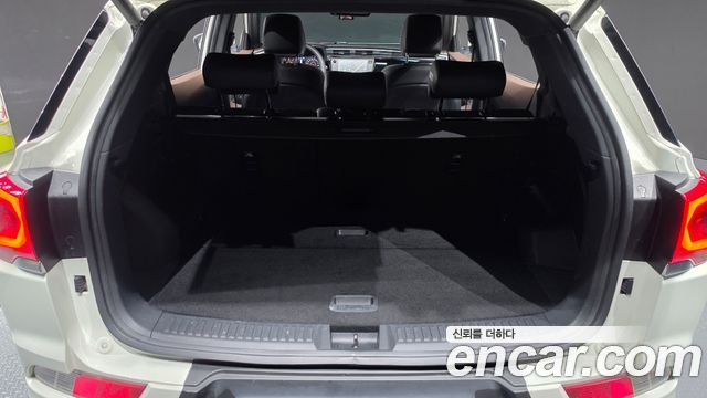 KG Mobility (SsangYong) Beautiful Korando Diesel 1.6 2WD C5 Plus 2021 — фото 31