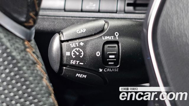 Peugeot 3008 (II) 1.5 BlueHDi GT Line 2019 — фото 18