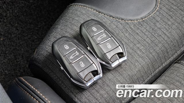 Peugeot 3008 (II) 1.5 BlueHDi GT Line 2019 — фото 32
