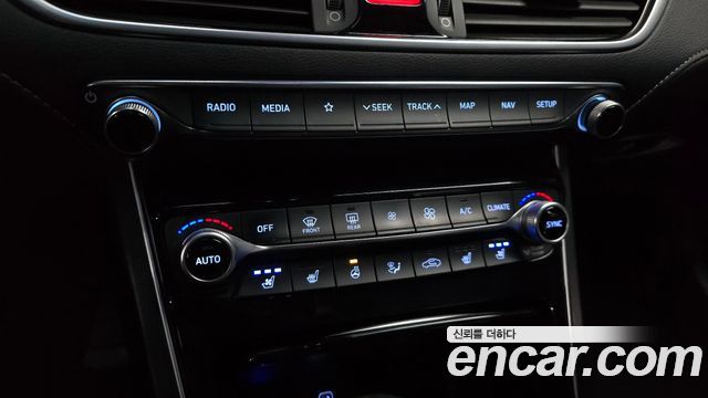 Hyundai Grandeur (IG) 3.0 Exclusive Special 2019 — фото 19