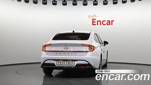 Hyundai Sonata (DN8) 2.0 LPG(rental car) Premium 2023 — фото 4