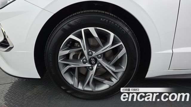 Hyundai Sonata (DN8) 2.0 LPG(rental car) Premium 2023 — фото 5