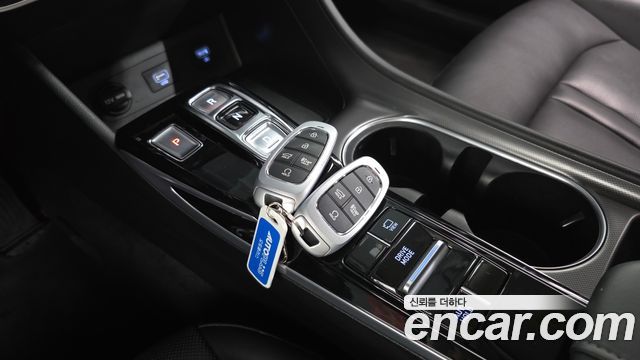 Hyundai Sonata (DN8) 2.0 LPG(rental car) Premium 2023 — фото 9