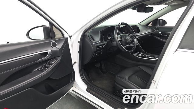 Hyundai Sonata (DN8) 2.0 LPG(rental car) Premium 2023 — фото 10