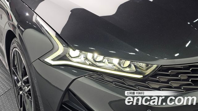 Kia K5 (III) 1.6 Turbo Signature 2022 — фото 22