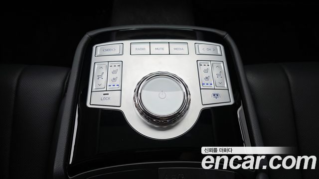 Genesis G80 (RG3) Gasoline 2.5 Turbo AWD 2023 — фото 19
