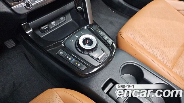 Kia Seltos Gasoline 1.6 Turbo 2WD Signature 2023 — фото 9