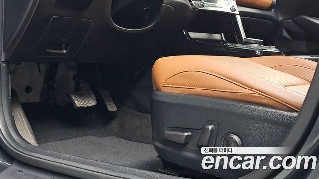 Kia Seltos Gasoline 1.6 Turbo 2WD Signature 2023 — фото 14