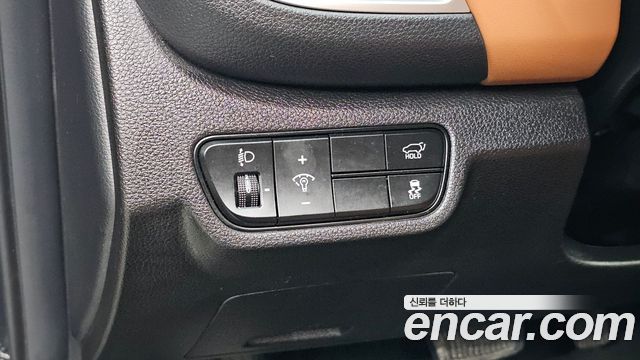 Kia Seltos Gasoline 1.6 Turbo 2WD Signature 2023 — фото 15
