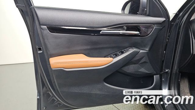 Kia Seltos Gasoline 1.6 Turbo 2WD Signature 2023 — фото 24