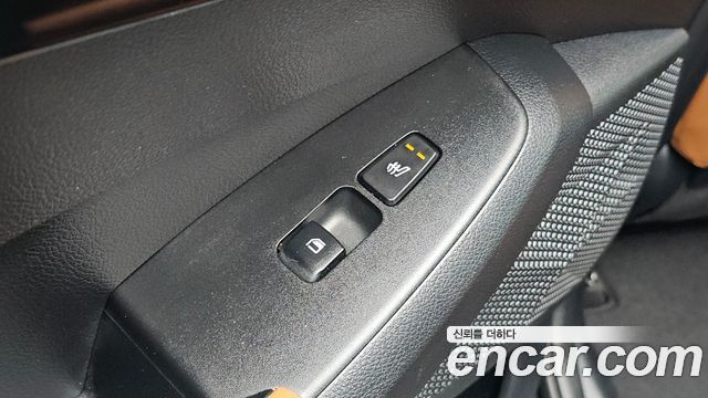 Kia Seltos Gasoline 1.6 Turbo 2WD Signature 2023 — фото 29