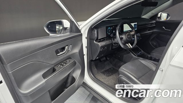 Hyundai Kona (SX2) Gasoline 1.6 Turbo 2WD Inspiration 2024 — фото 10