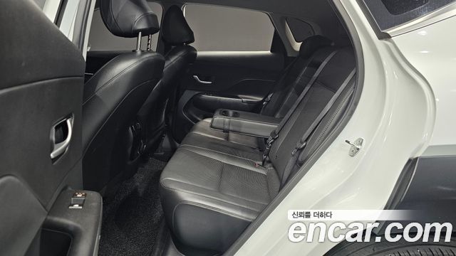 Hyundai Kona (SX2) Gasoline 1.6 Turbo 2WD Inspiration 2024 — фото 11