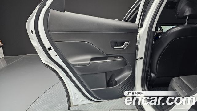 Hyundai Kona (SX2) Gasoline 1.6 Turbo 2WD Inspiration 2024 — фото 25