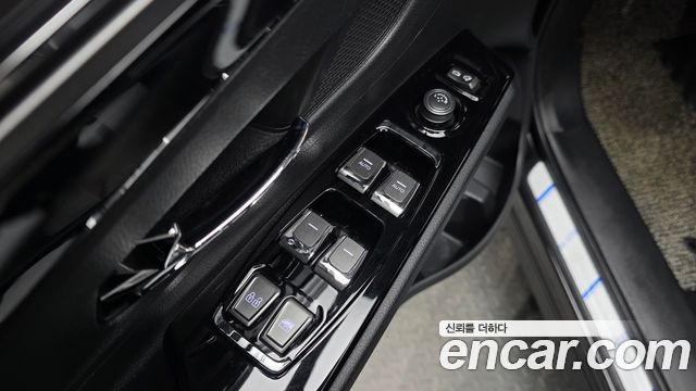 KG Mobility (SsangYong) Beautiful Korando Gasoline 1.5 2WD C7 2020 — фото 12