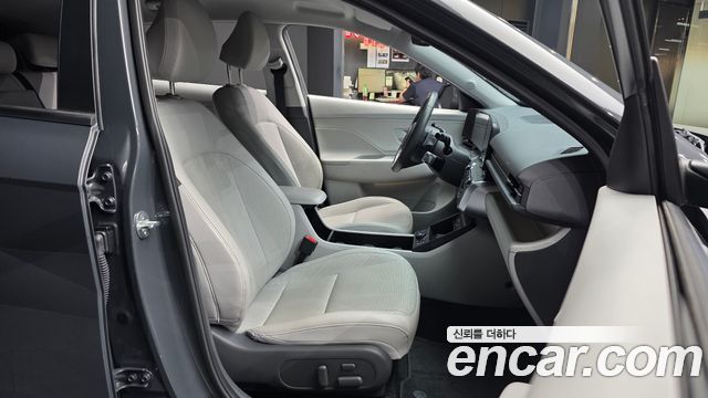 Hyundai Kona (SX2) Gasoline 2.0 2WD Inspiration 2023 — фото 11