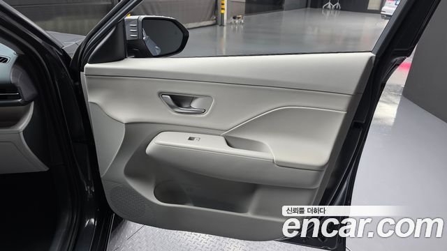 Hyundai Kona (SX2) Gasoline 2.0 2WD Inspiration 2023 — фото 25