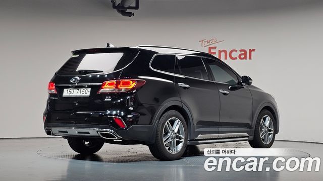 Hyundai Maxcruise Gas 3.3 4WD Exclusive Spicial 2018 — фото 2