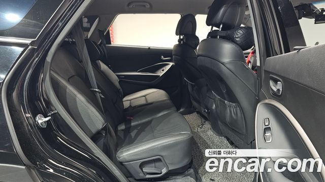 Hyundai Maxcruise Gas 3.3 4WD Exclusive Spicial 2018 — фото 11
