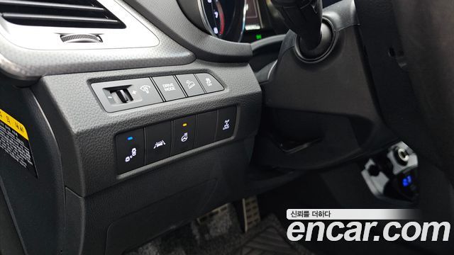 Hyundai Maxcruise Gas 3.3 4WD Exclusive Spicial 2018 — фото 16