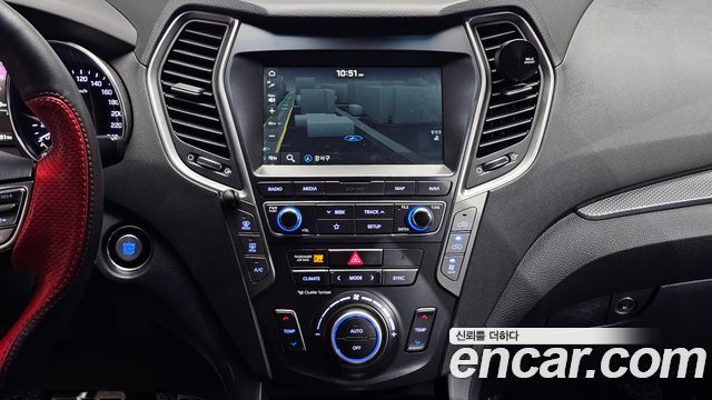 Hyundai Maxcruise Gas 3.3 4WD Exclusive Spicial 2018 — фото 19
