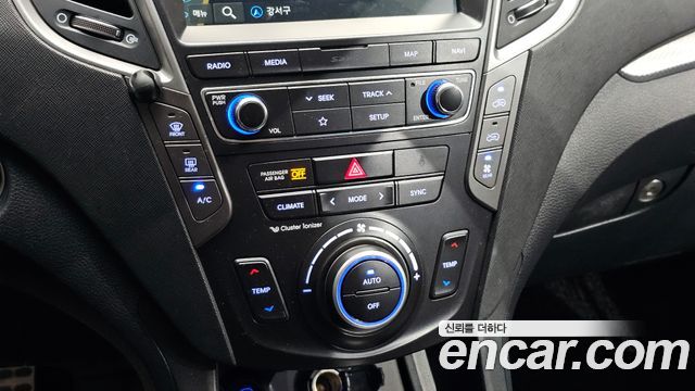 Hyundai Maxcruise Gas 3.3 4WD Exclusive Spicial 2018 — фото 27