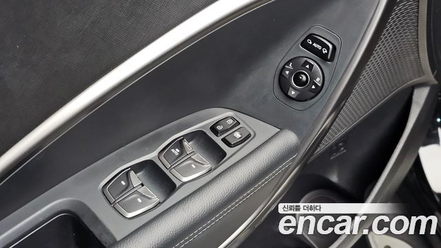 Hyundai Maxcruise Gas 3.3 4WD Exclusive Spicial 2018 — фото 28