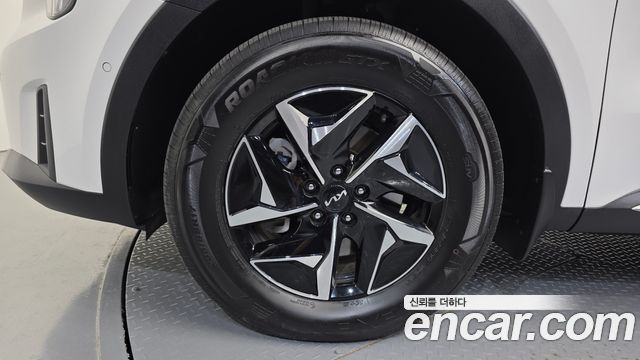 Kia Sorento (IV) HEV 1.6 2WD Noblesse 2024 — фото 5