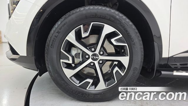 Kia Sportage Hybrid (V) Prestige 2WD 2023 — фото 5