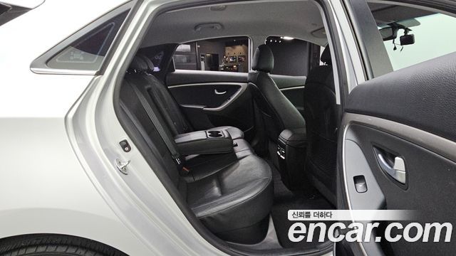Hyundai i30 Diesel 1.6 PYL 2016 — фото 12