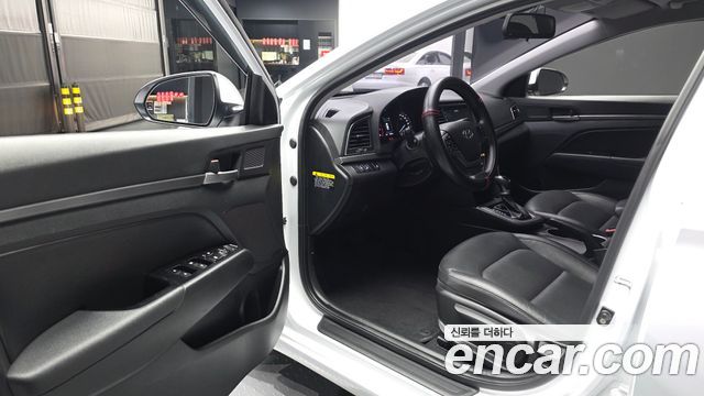Hyundai Avante (AD) 1.6 GDI Value Plus 2018 — фото 10