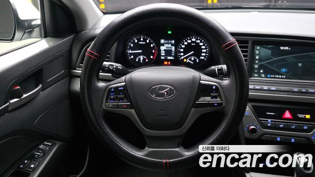 Hyundai Avante (AD) 1.6 GDI Value Plus 2018 — фото 13