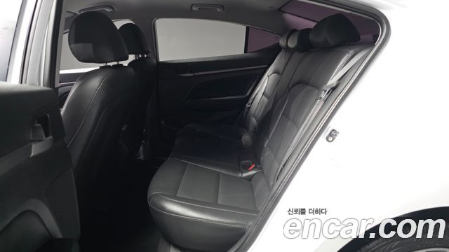 Hyundai Avante (AD) 1.6 GDI Value Plus 2018 — фото 26