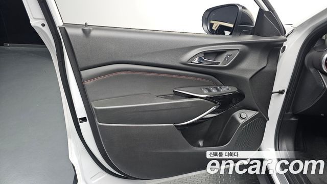 Chevrolet Trax Crossover 1.2 RS 2024 — фото 24