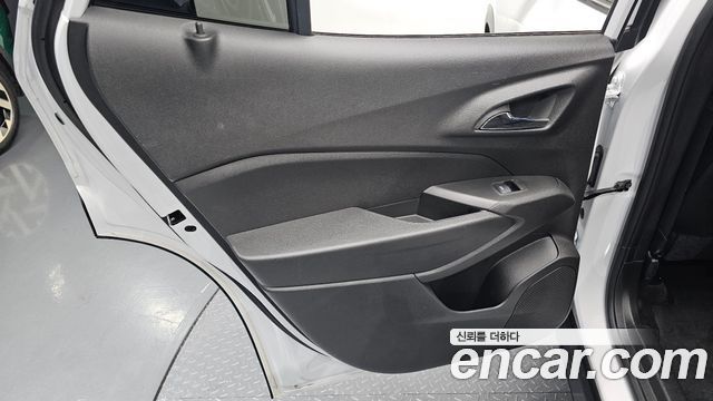 Chevrolet Trax Crossover 1.2 RS 2024 — фото 25
