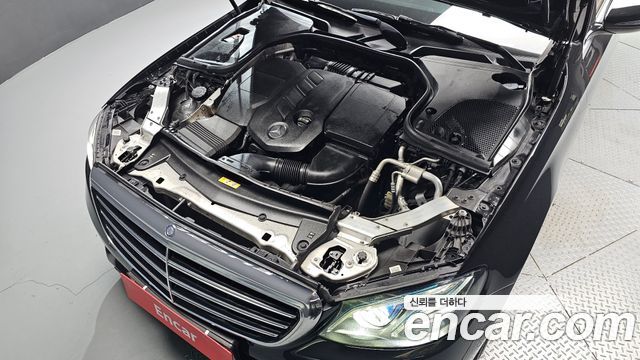 Mercedes-Benz E-Class (W213) E220d Exclusive 2017 — фото 6