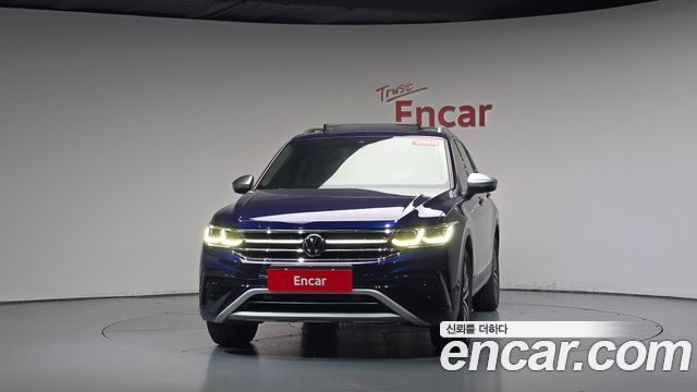 Volkswagen Tiguan Allspace 2.0 TSI Prestige 2023 — фото 3