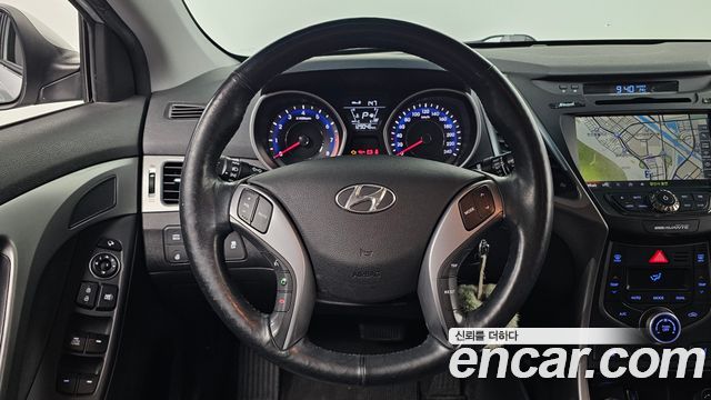 Hyundai Avante 1.6 GDi Smart Standard 2016 — фото 13