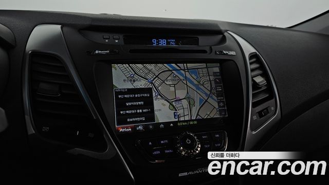 Hyundai Avante 1.6 GDi Smart Standard 2016 — фото 14