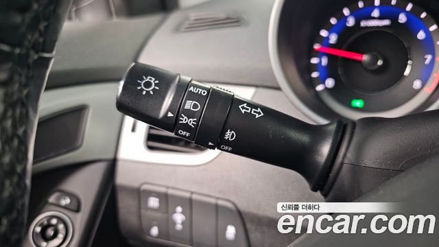 Hyundai Avante 1.6 GDi Smart Standard 2016 — фото 19