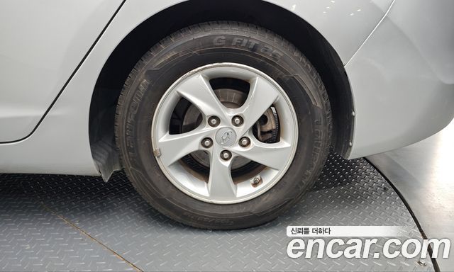 Hyundai Avante 1.6 GDi Smart Standard 2016 — фото 21