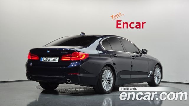 BMW 5 Series (G30) 520d Luxury Plus 2020 — фото 2