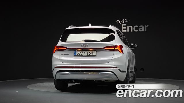 Hyundai Santa Fe Diesel 2.2 2WD Calligraphy 2021 — фото 4