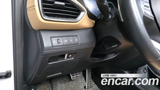 Hyundai Santa Fe Diesel 2.2 2WD Calligraphy 2021 — фото 30