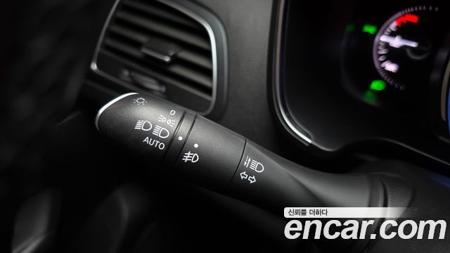Renault Korea SM6 2.0 Prime SE 2019 — фото 32