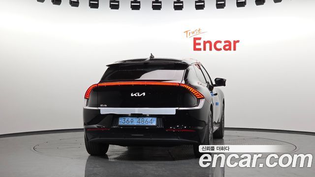 Kia EV6 Long Range Earth 2023 — фото 4